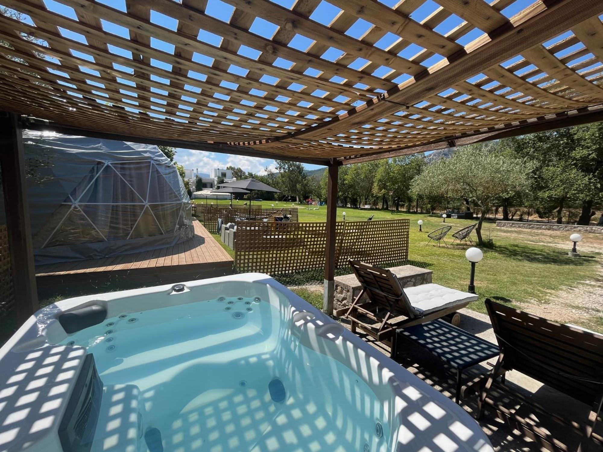 Hotel Manna Gea Glamping Domes Vonitsa Exterior foto