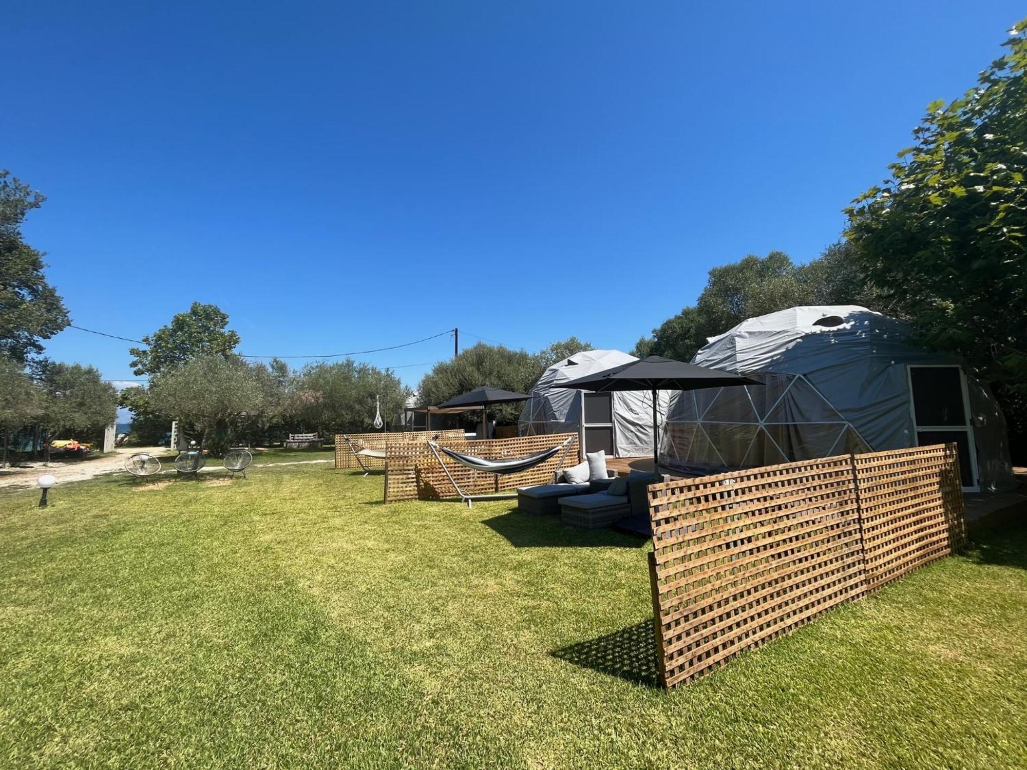 Hotel Manna Gea Glamping Domes Vonitsa Exterior foto